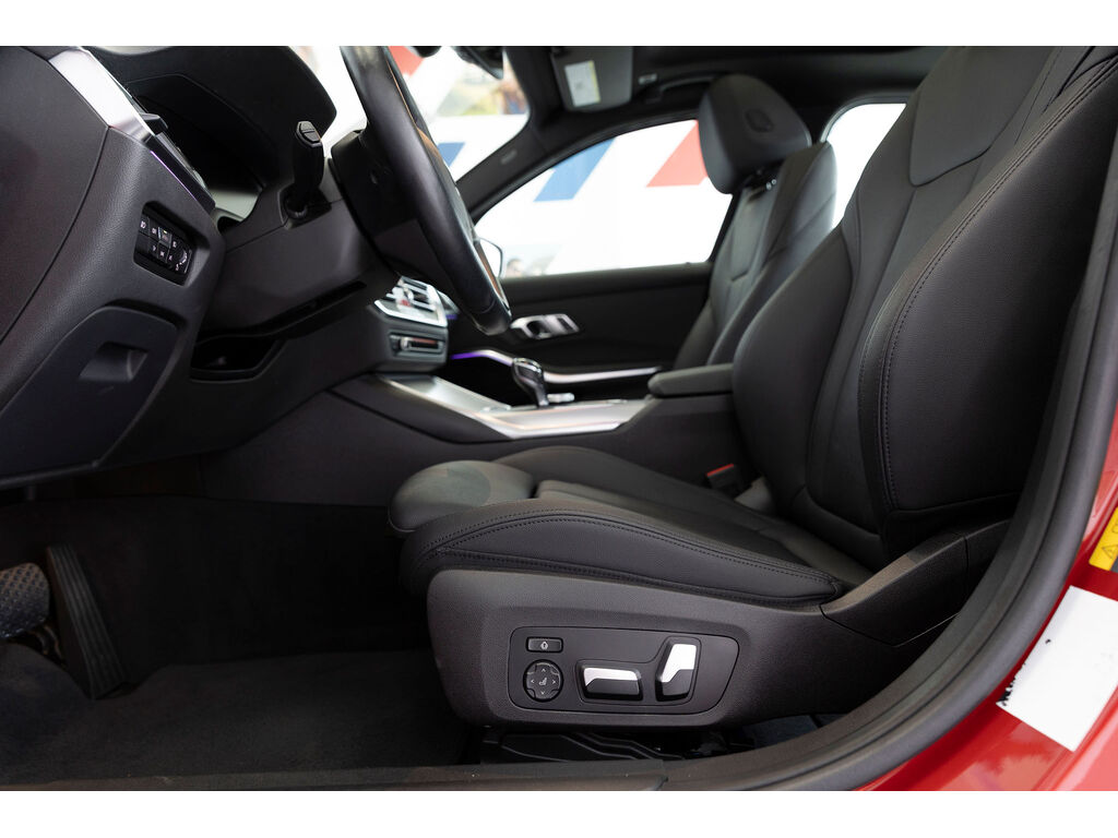 2021 BMW 330e xDrive, Vancouver, Cash