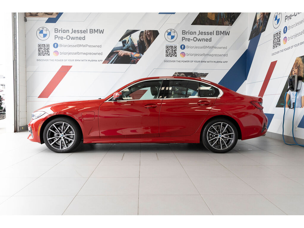 2021 BMW 330e xDrive, Vancouver, Cash