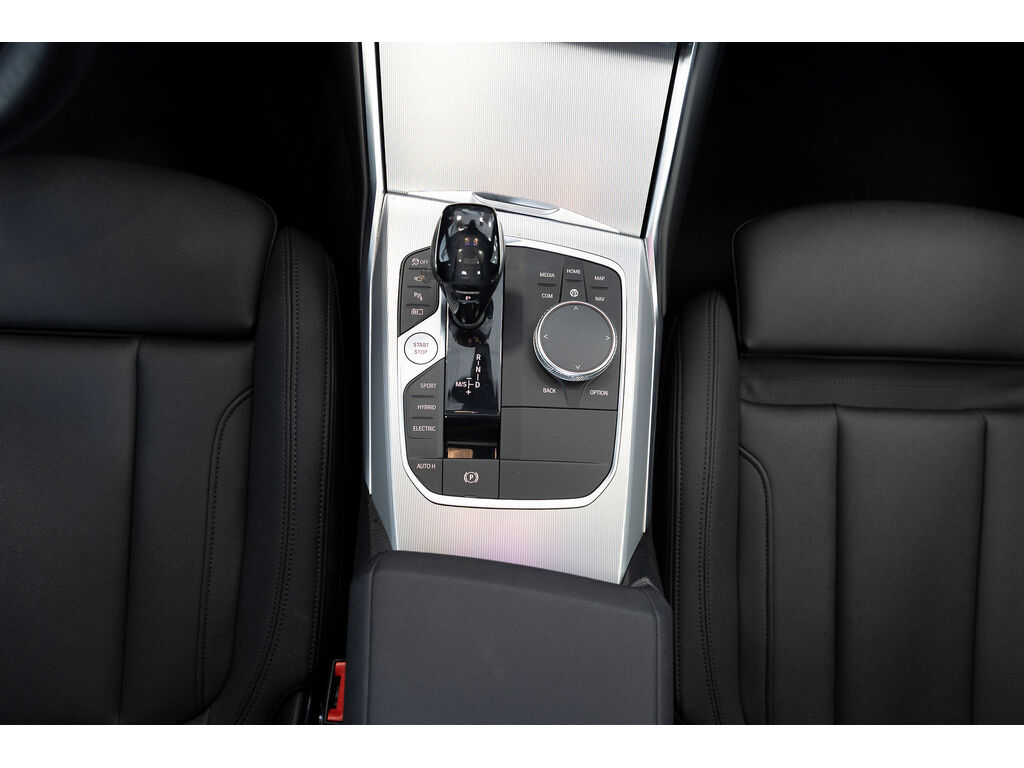2021 BMW 330e xDrive, Vancouver, Cash