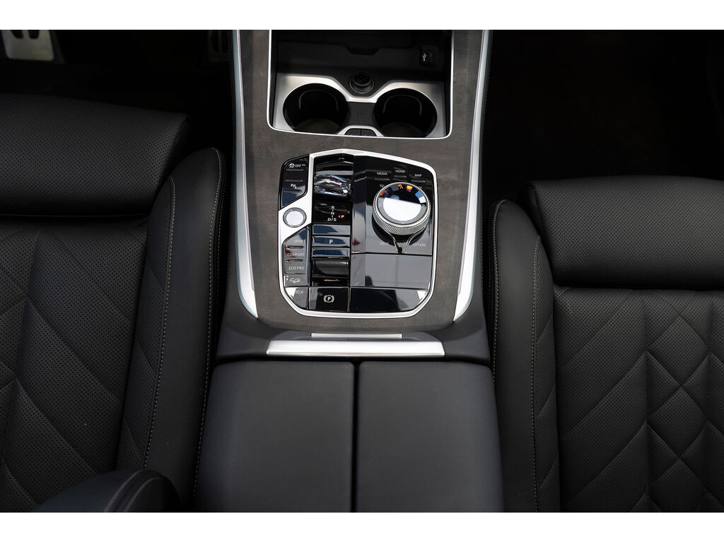 2024 BMW X5 xDrive40i, Vancouver, Cash