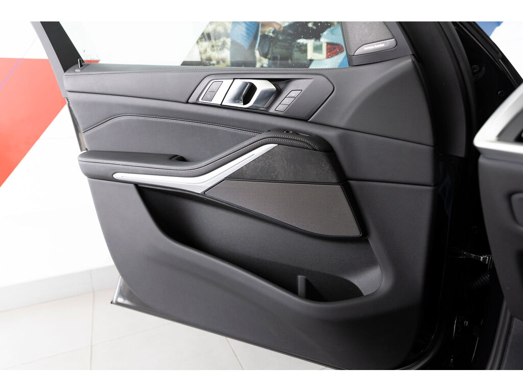 2024 BMW X5 xDrive40i, Vancouver, Cash