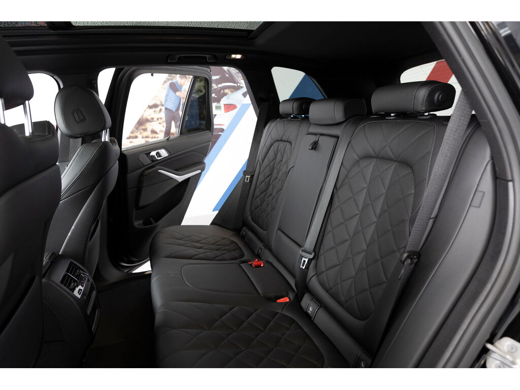 2024 BMW X5 xDrive40i, Vancouver, Cash