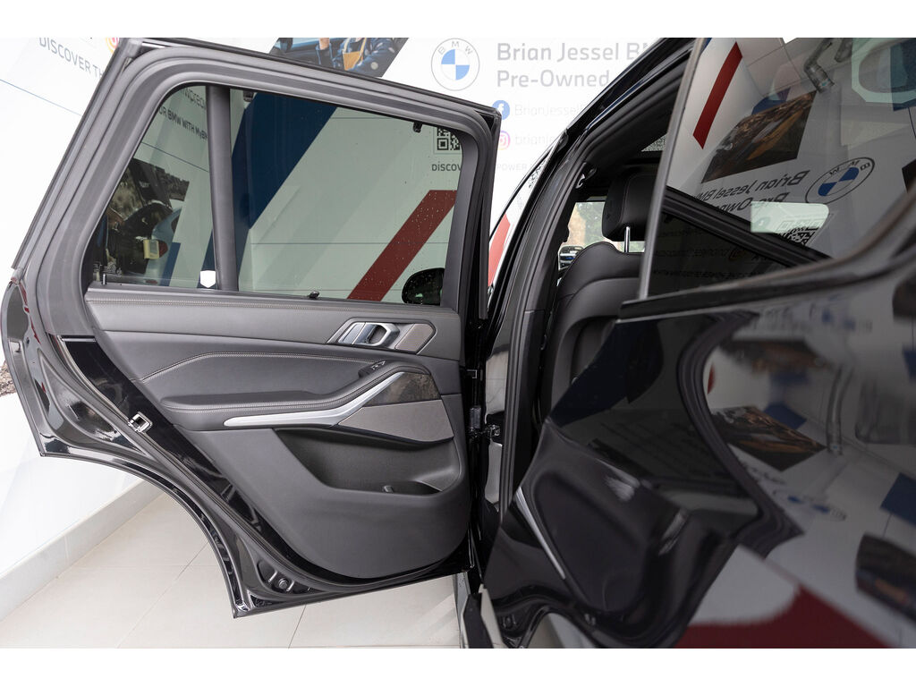 2024 BMW X5 xDrive40i, Vancouver, Cash