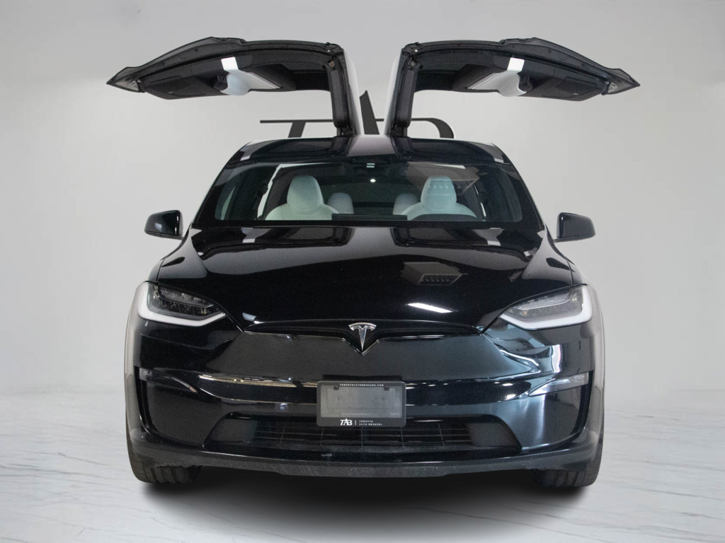 2022 Tesla Model X Plaid, Toronto, Cash
