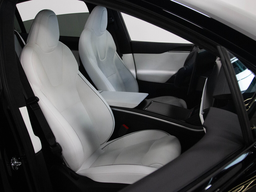 2022 Tesla Model X Plaid, Toronto, Cash