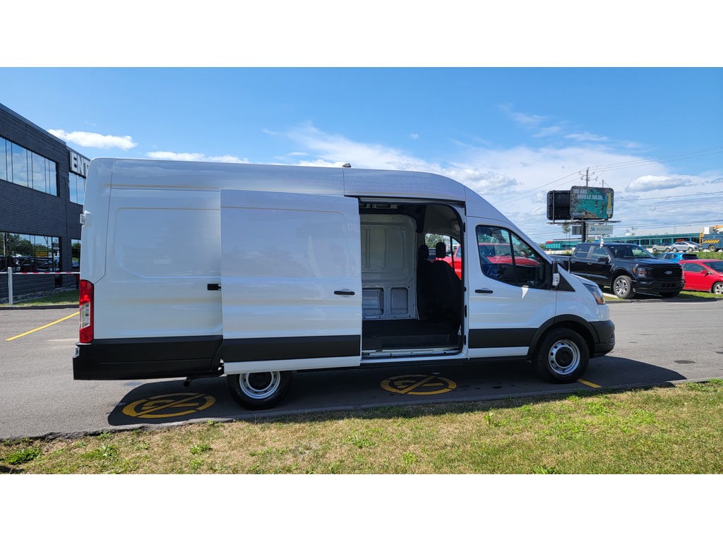 Ford Transit Cargo Van 2023