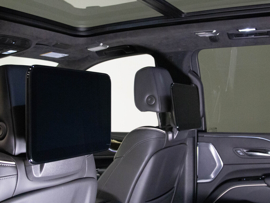 2022 Cadillac Escalade ESV Sport Platinum, Toronto, Cash
