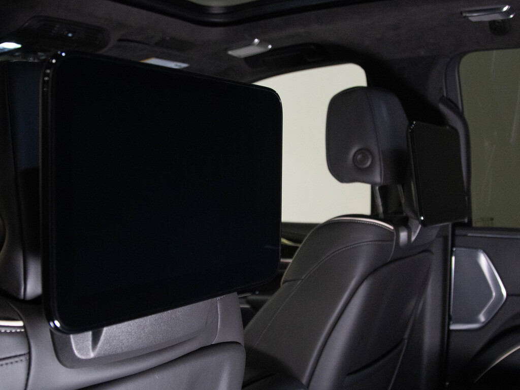 2022 Cadillac Escalade ESV Sport Platinum, Toronto, Cash