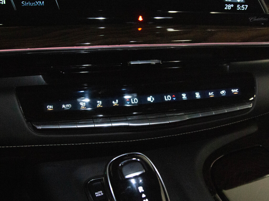 2022 Cadillac Escalade ESV Sport Platinum, Toronto, Cash