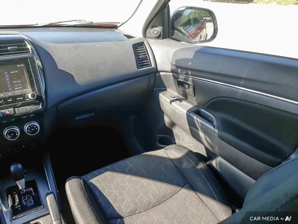 2022 Mitsubishi RVR ES, Vancouver, Cash