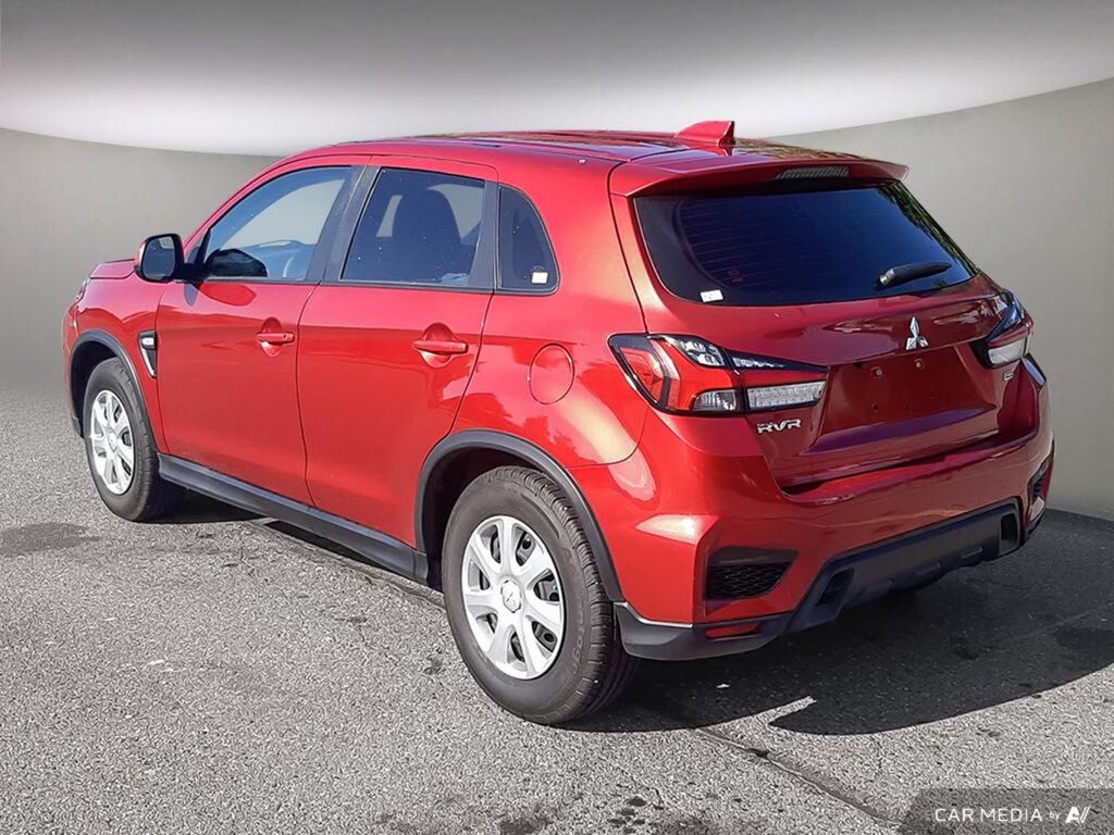 2022 Mitsubishi RVR ES, Vancouver, Cash