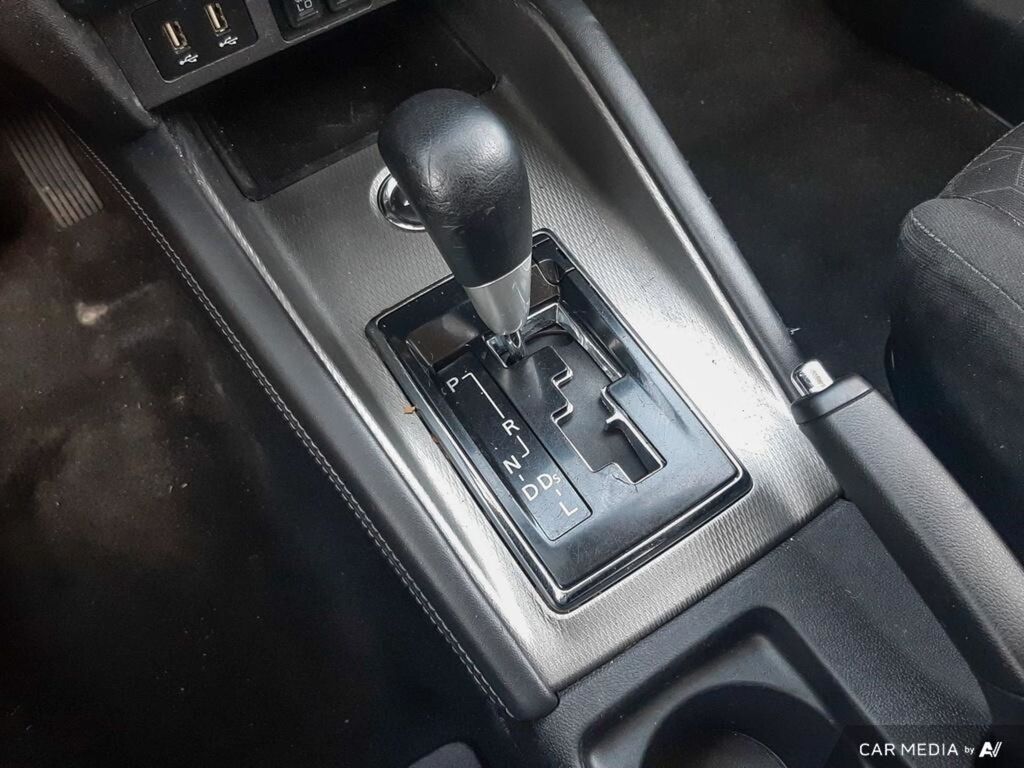 2022 Mitsubishi RVR ES, Vancouver, Cash