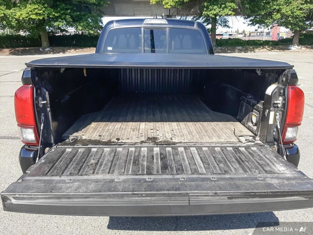 2020 Toyota Tacoma , Vancouver, Cash
