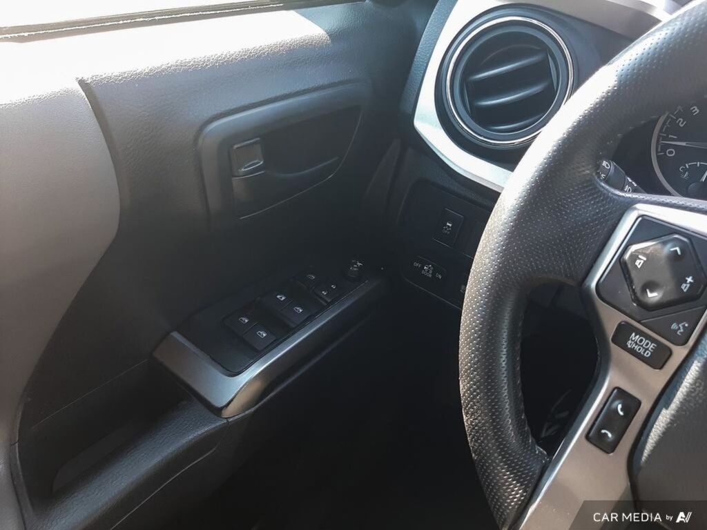2020 Toyota Tacoma , Vancouver, Cash