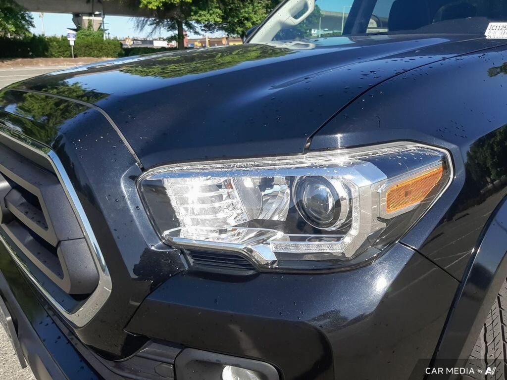 2020 Toyota Tacoma , Vancouver, Cash