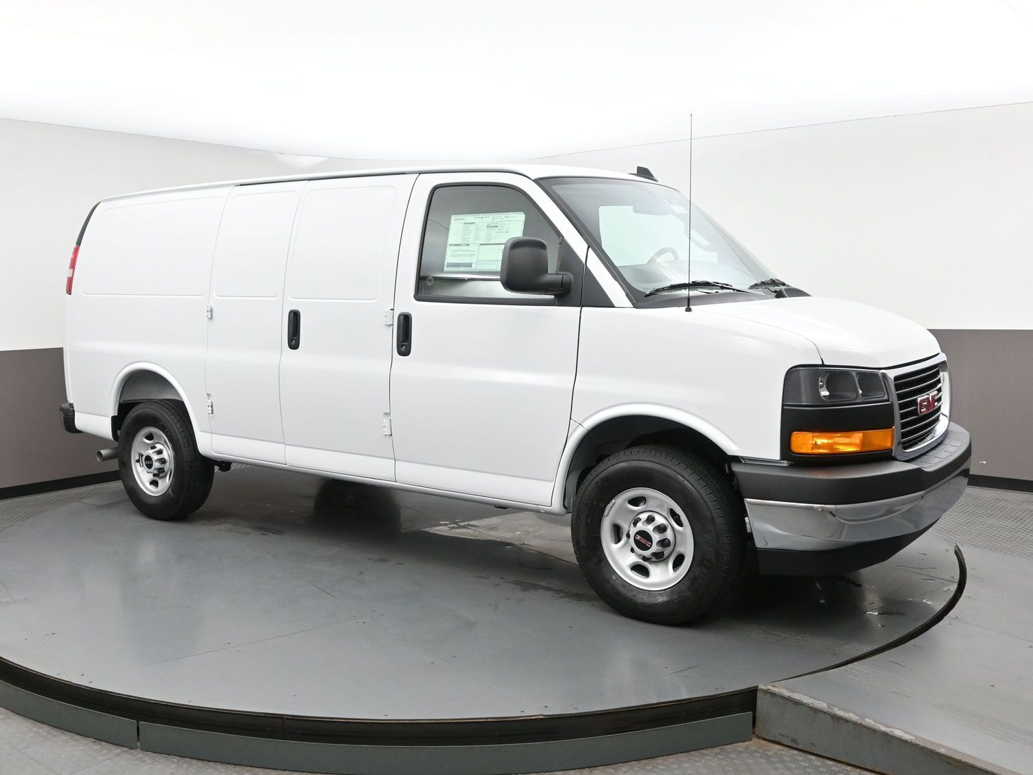 2025 GMC Savana Cargo Van