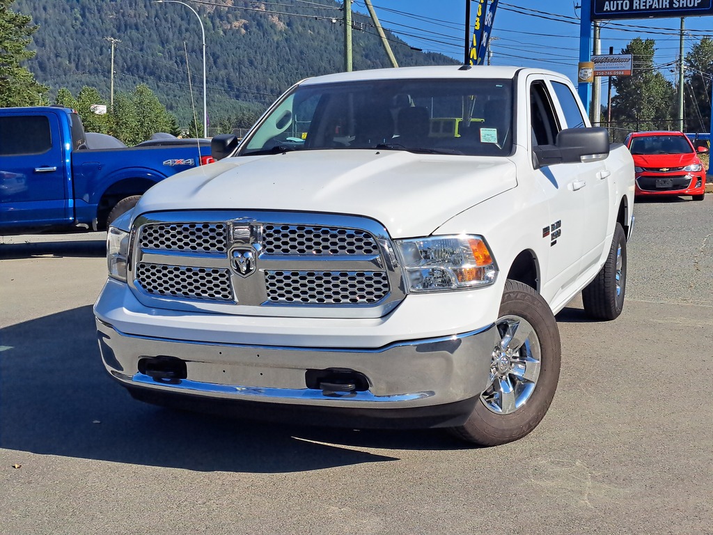 2022 Ram 1500 Classic - 4WD, Heated Seats, Heated Wheel