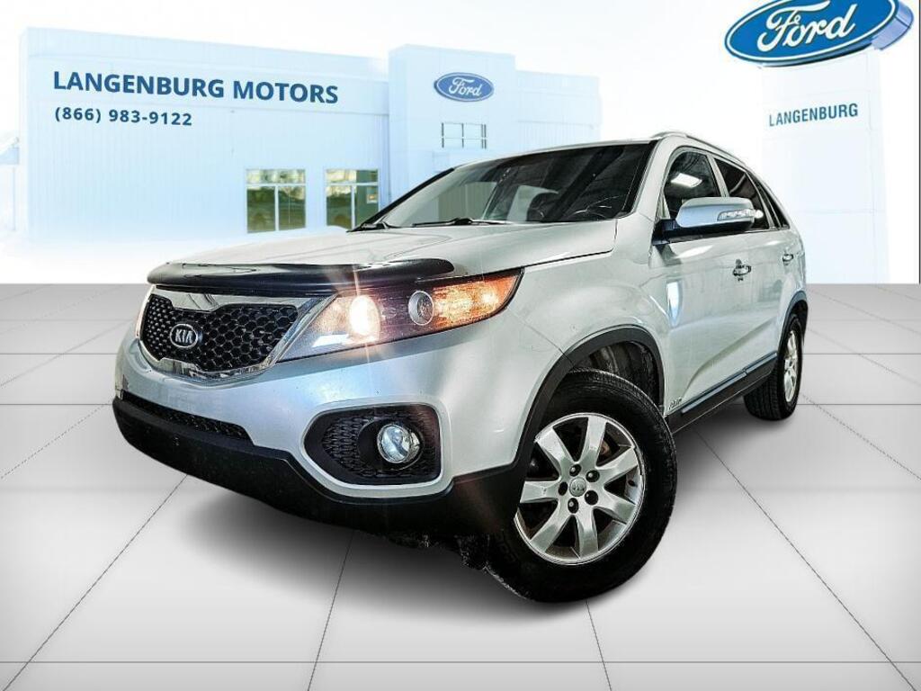 2013 Kia SorentoLX V6
