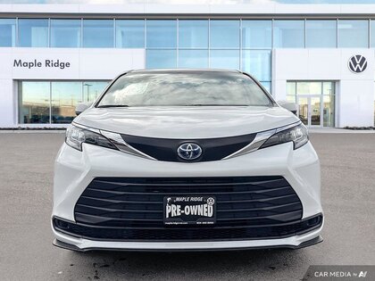 used 2025 Toyota Sienna car, priced at $55,399