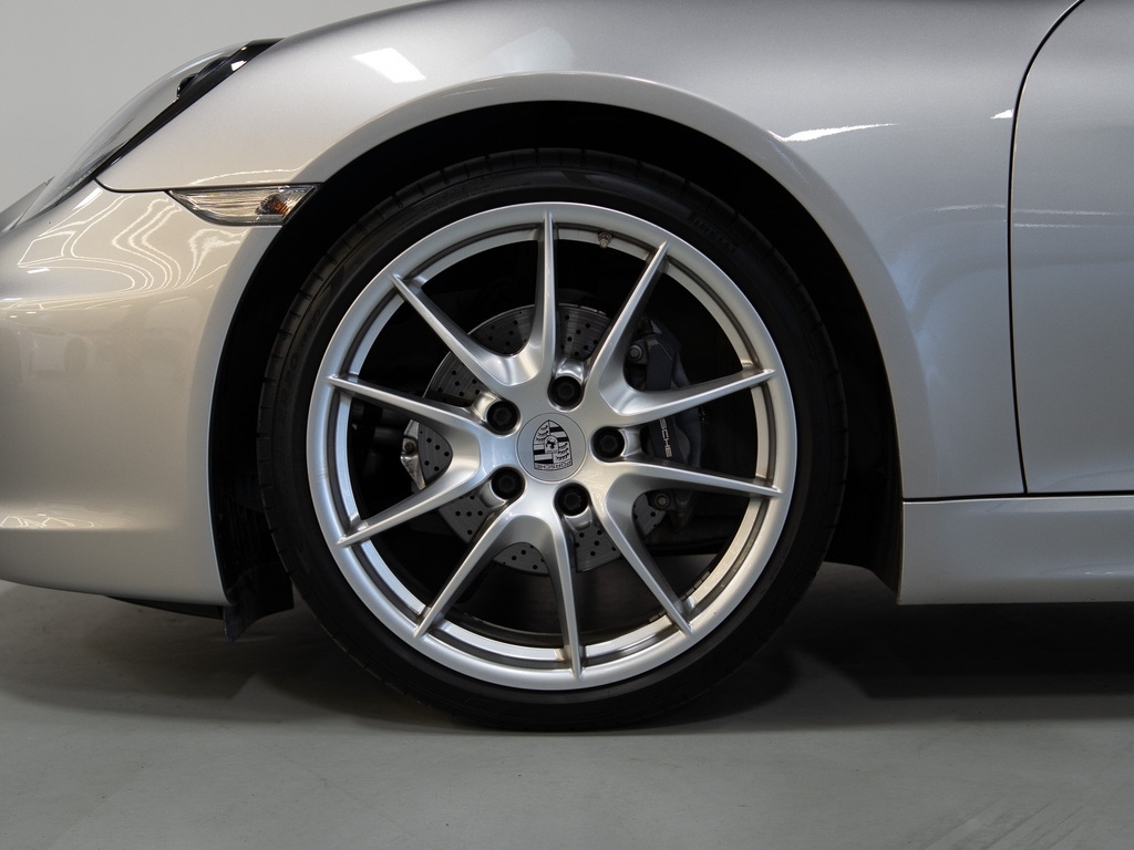 2013 Porsche Boxster ROADSTER   MANUAL   20 IN, Toronto, Cash
