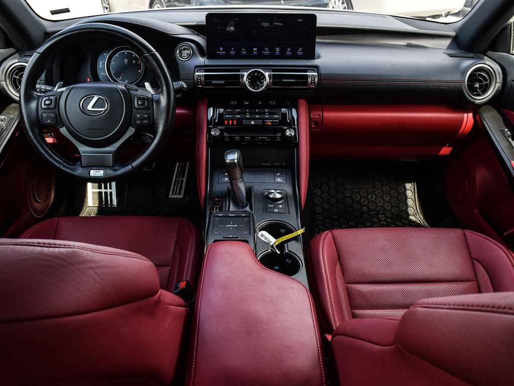 2021 Lexus IS 300 IS 300, Toronto, Cash