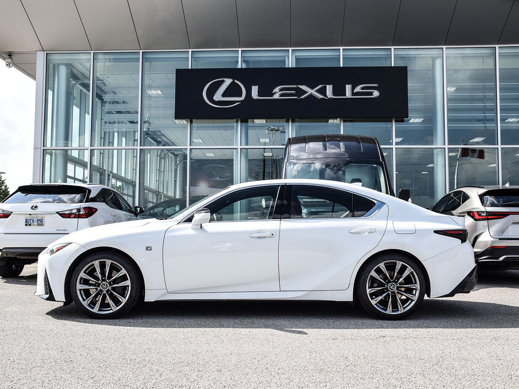 2021 Lexus IS 300 IS 300, Toronto, Cash