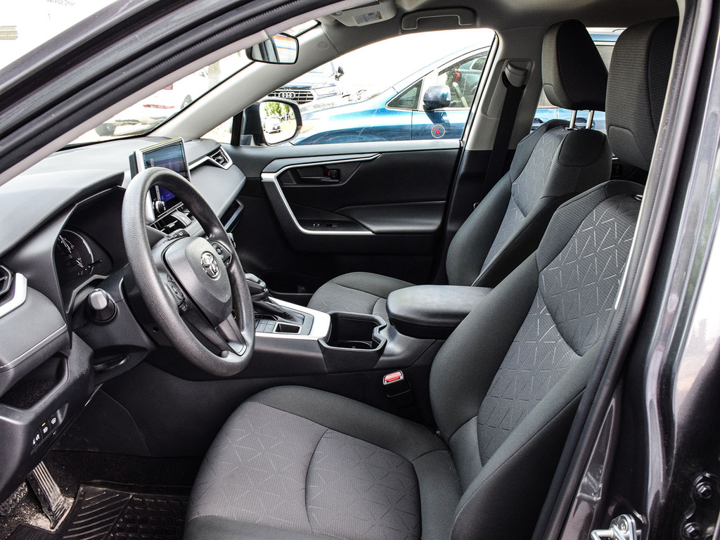 2023 Toyota RAV4 LE, Toronto, Cash