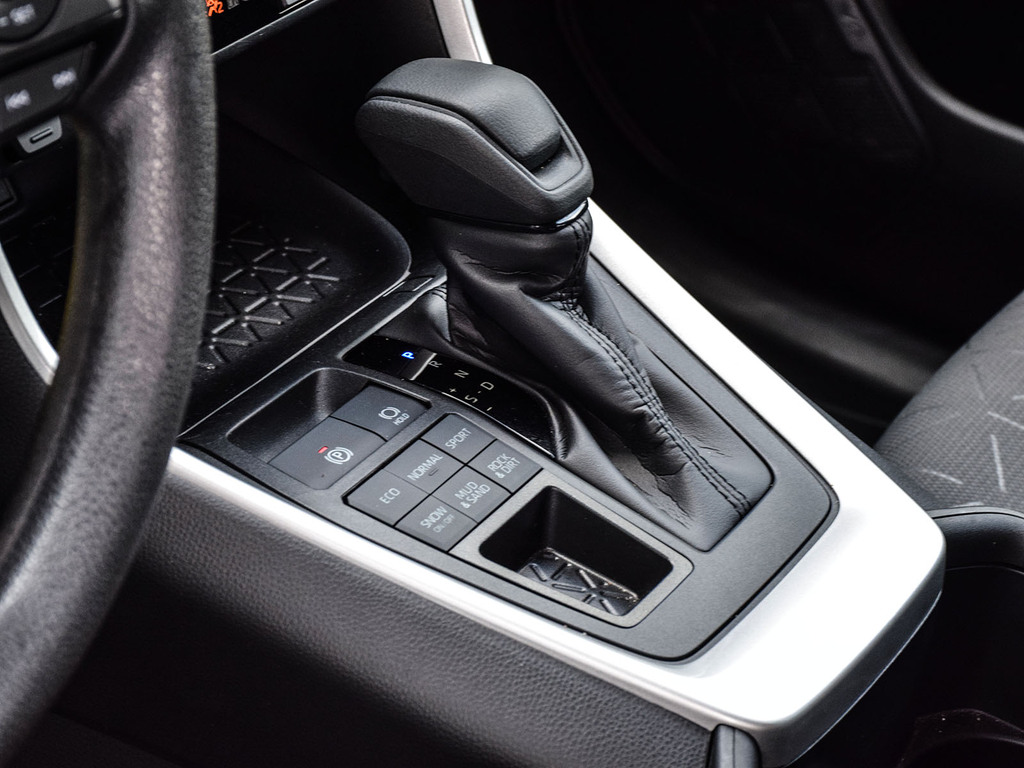 2023 Toyota RAV4 LE, Toronto, Cash