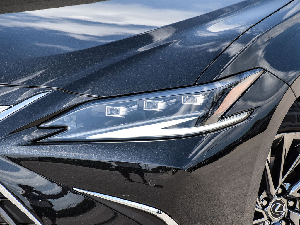 2025 Lexus ES 300h ES 300h, Toronto, Cash