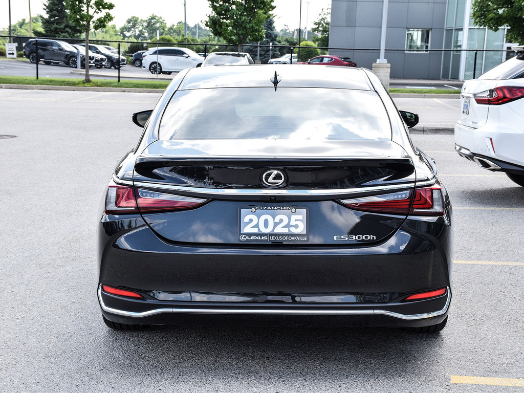 2025 Lexus ES 300h ES 300h, Toronto, Cash