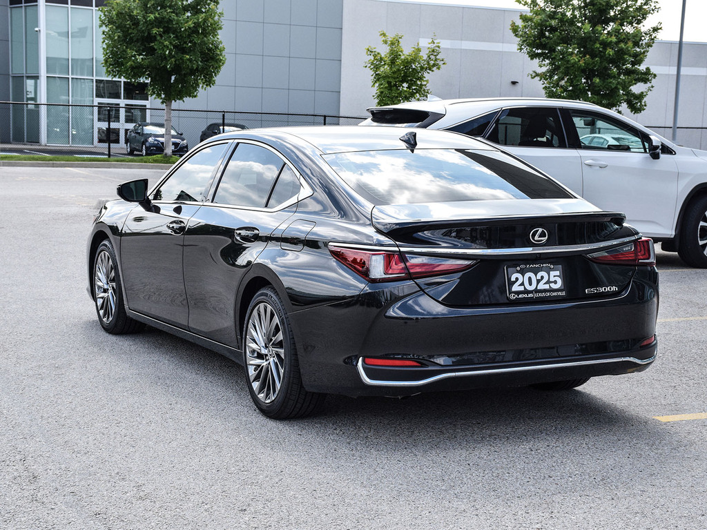 2025 Lexus ES 300h ES 300h, Toronto, Cash