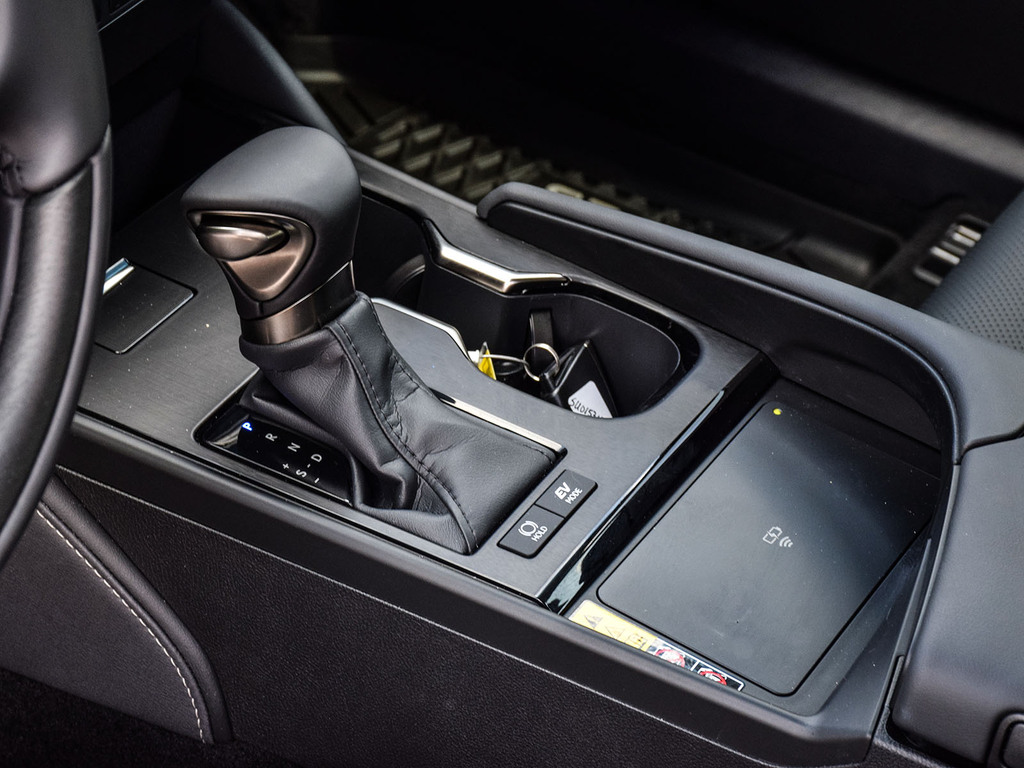 2025 Lexus ES 300h ES 300h, Toronto, Cash