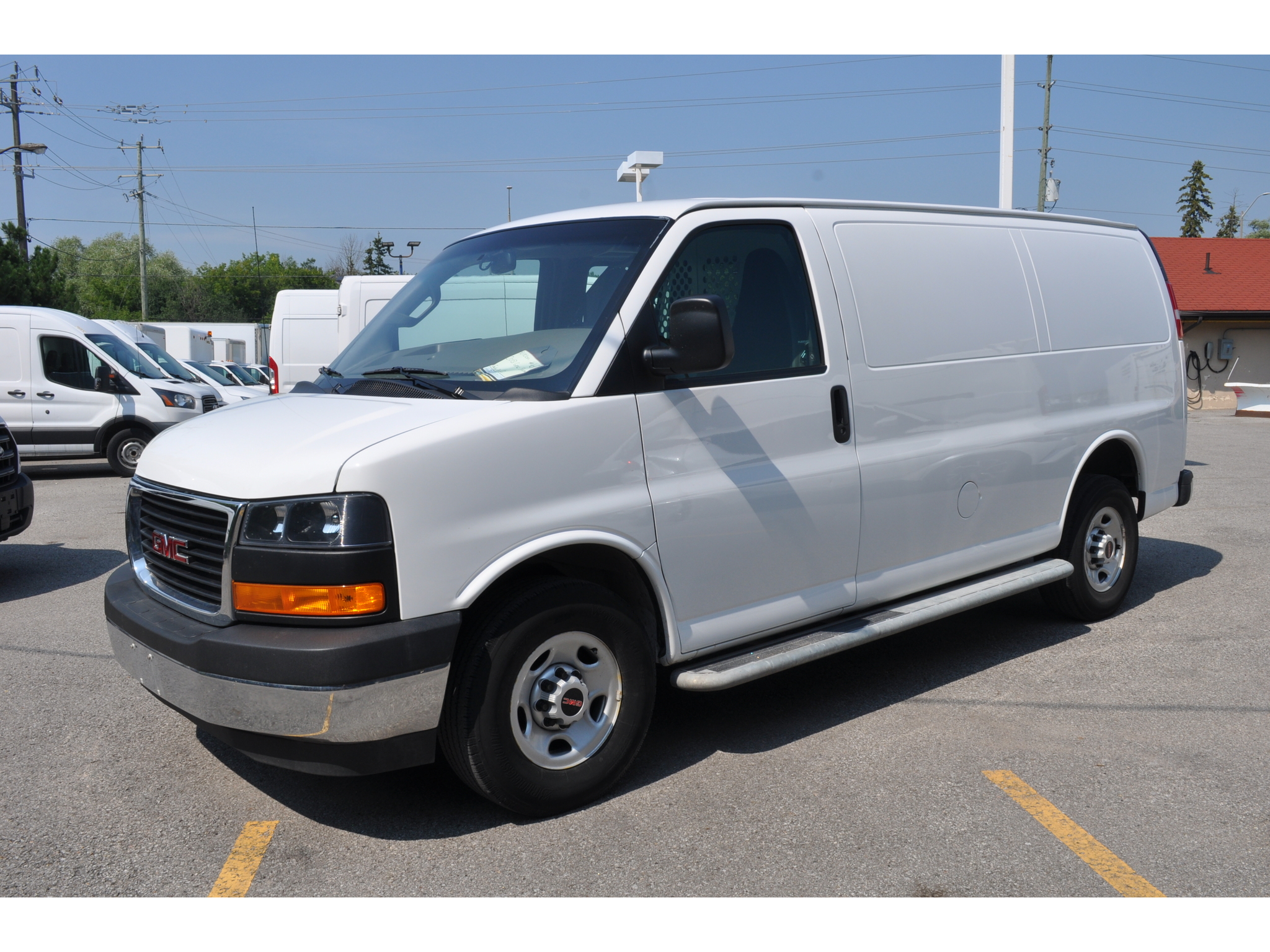 2023 GMC Savana Van