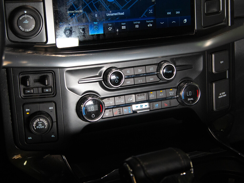 2021 Ford F-150 LARIAT, Toronto, Cash