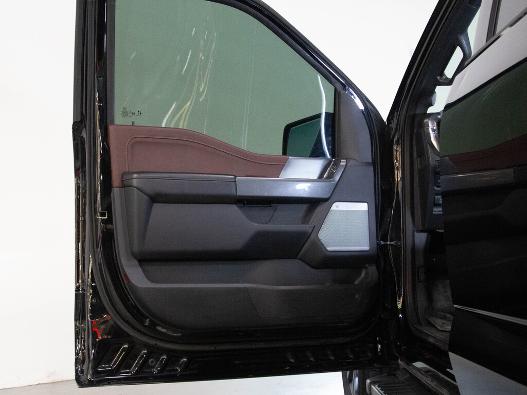 2021 Ford F-150 LARIAT, Toronto, Cash