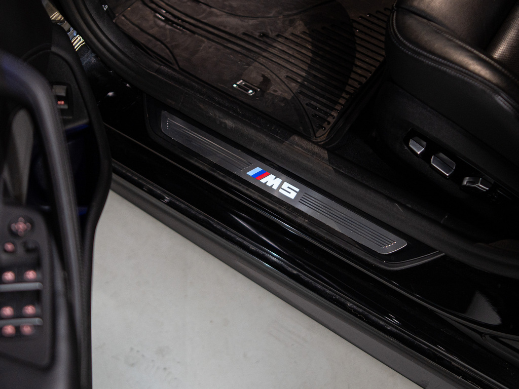 2020 BMW M5 COMPETITION   HARMAN KARDON    20 IN, Toronto, Cash