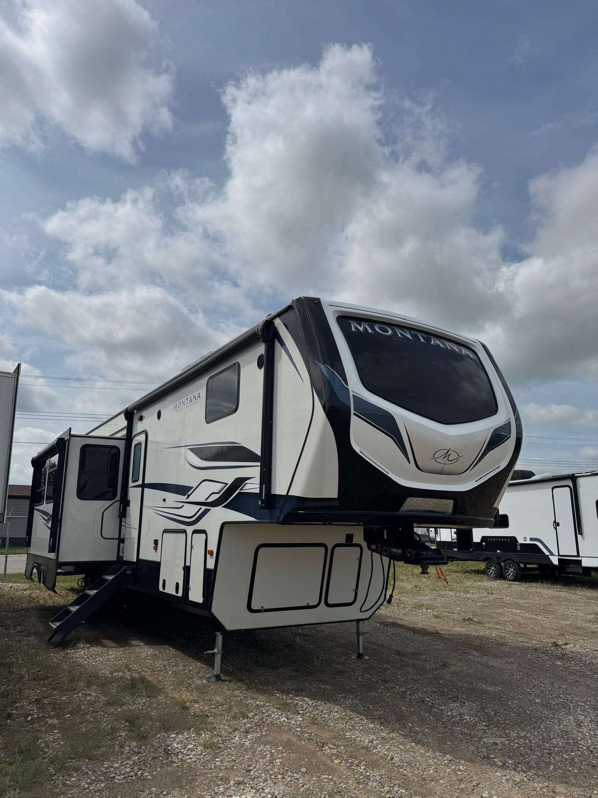 2022 Keystone RV Montana High Country 351 BHS