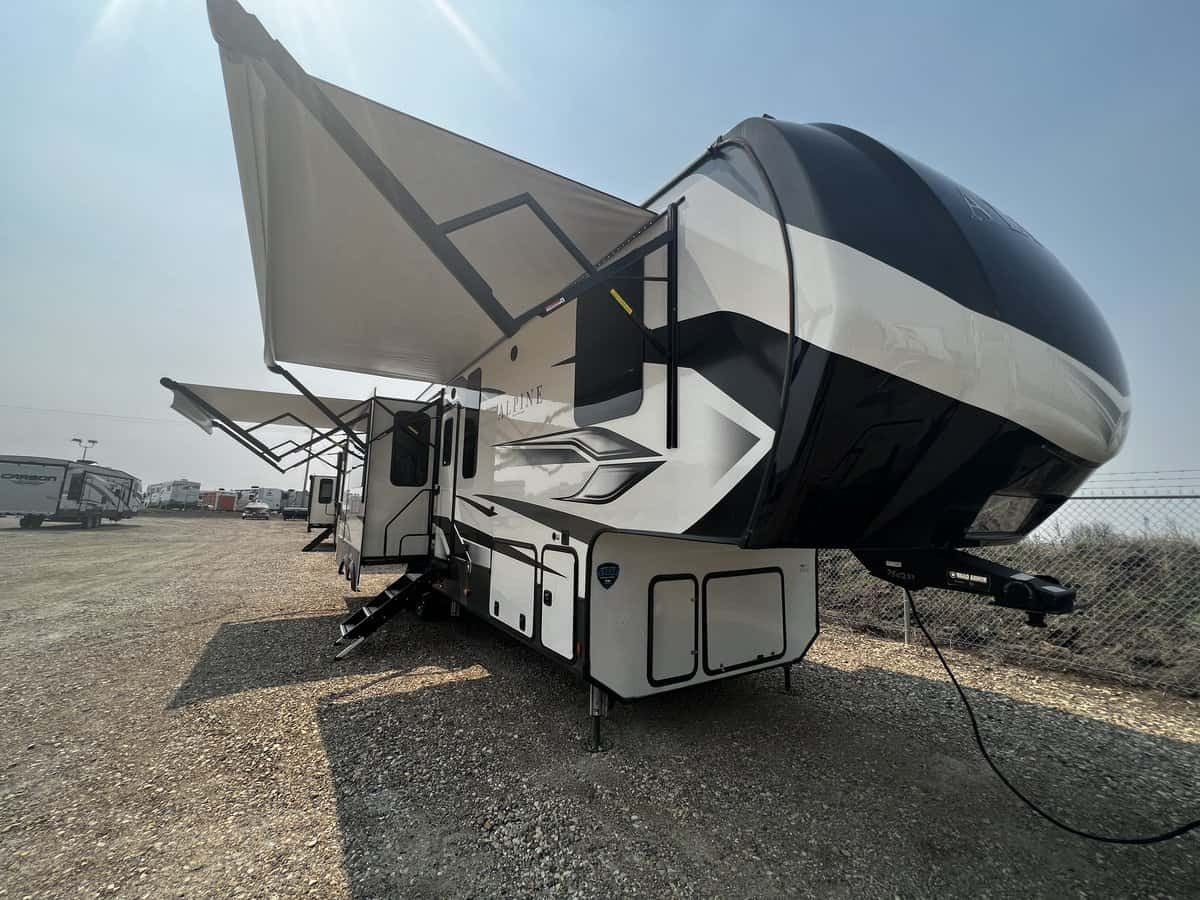 2023 Keystone RV Alpine 3102 RL