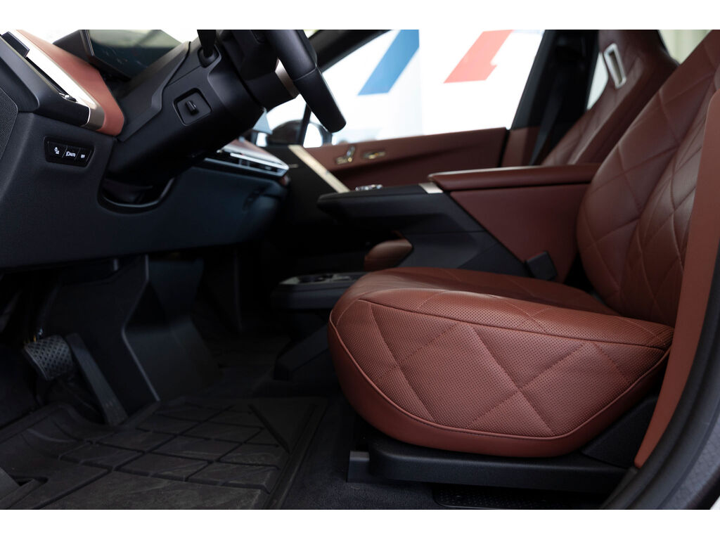 2023 BMW iX xDrive40, Vancouver, Cash