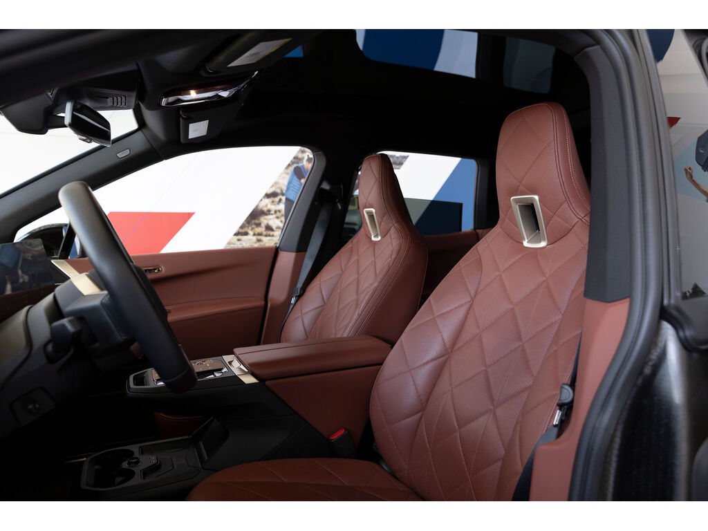 2023 BMW iX xDrive40, Vancouver, Cash