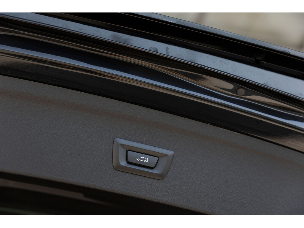 2023 BMW iX xDrive40, Vancouver, Cash