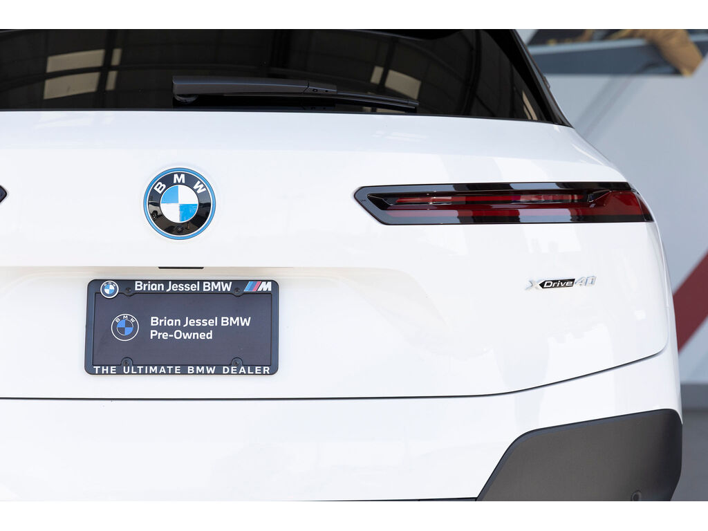 2025 BMW iX xDrive40, 温哥华, 全款车
