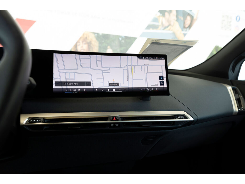 2025 BMW iX xDrive40, 温哥华, 全款车