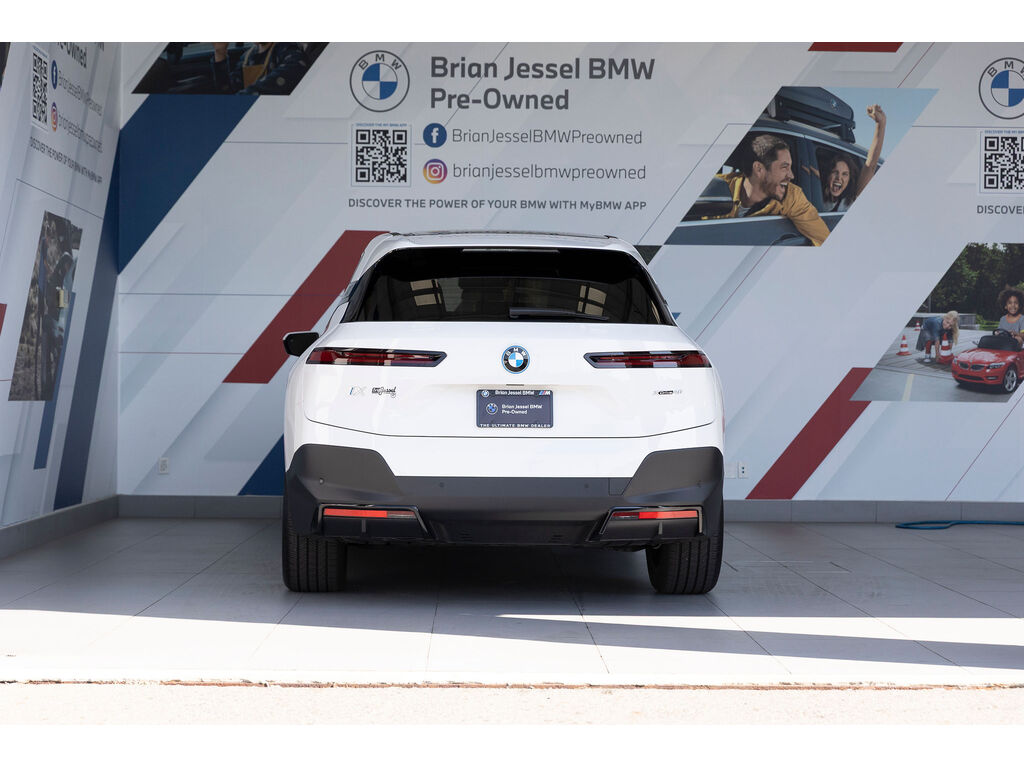 2025 BMW iX xDrive40, 温哥华, 全款车