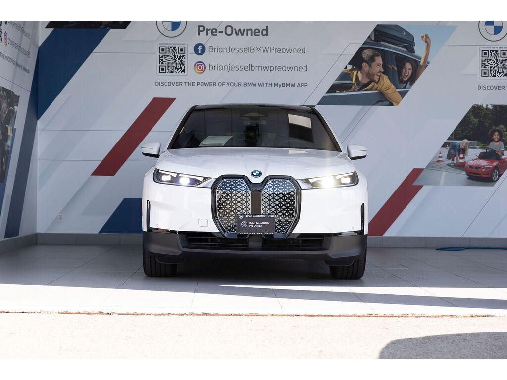 2025 BMW iX xDrive40, 温哥华, 全款车