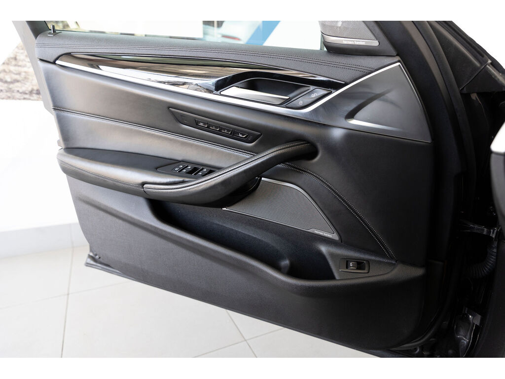 2019 BMW 540i xDrive, Vancouver, Cash