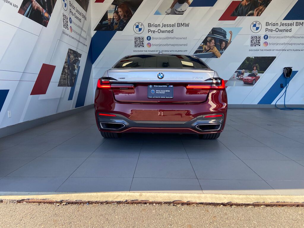 2022 BMW 750i xDrive, Vancouver, Cash