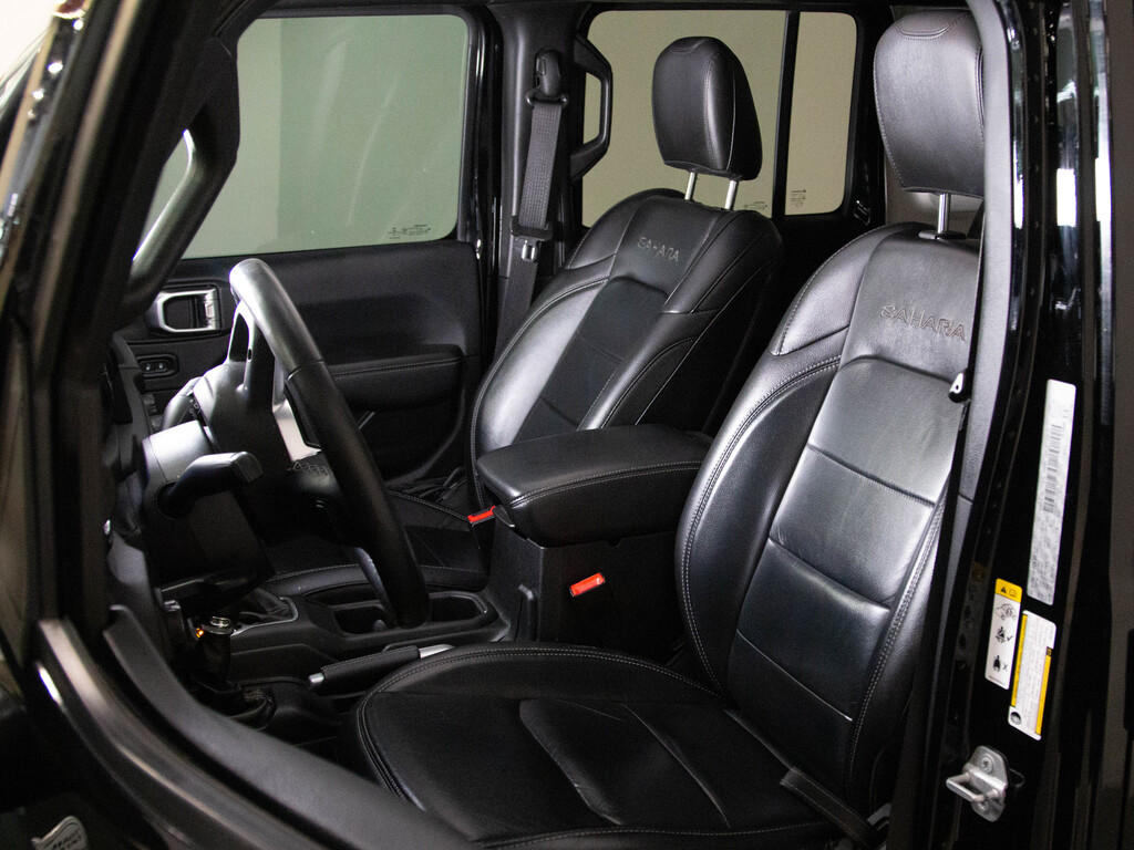 2018 Jeep Wrangler Unlimited Sahara, Toronto, Cash