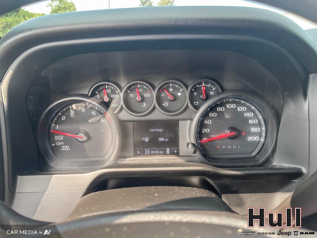 2023 GMC Sierra 1500 4WD Crew Cab 147  Pro v8, 多伦多, 全款车