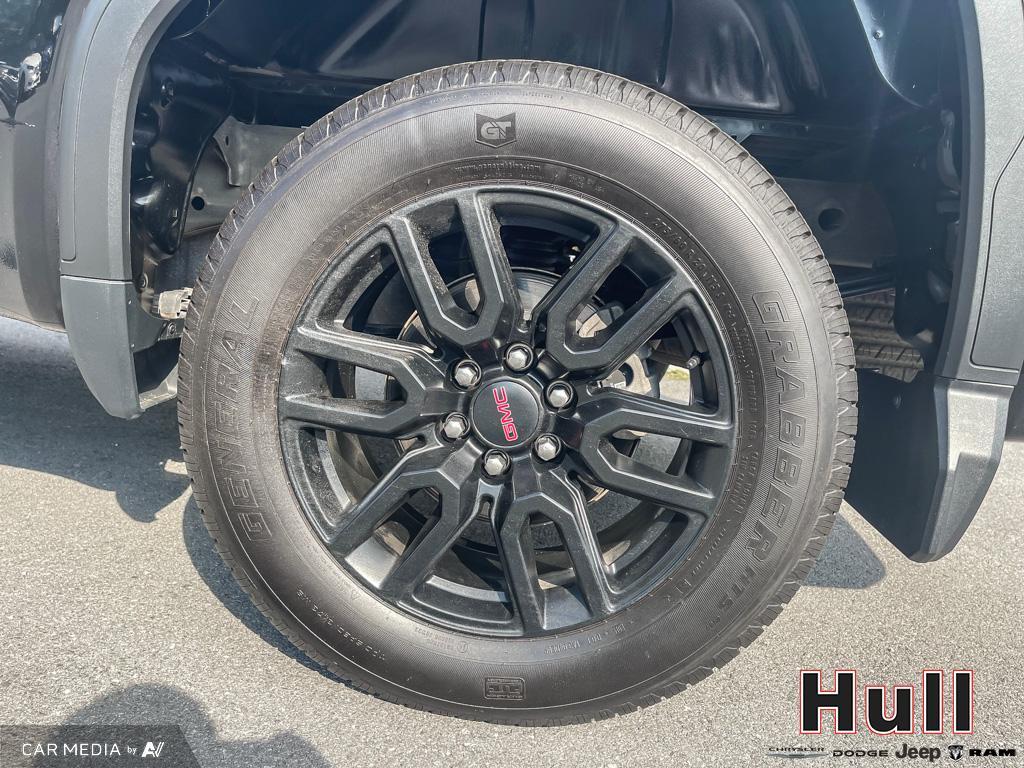 2023 GMC Sierra 1500 4WD Crew Cab 147  Pro v8, 多伦多, 全款车